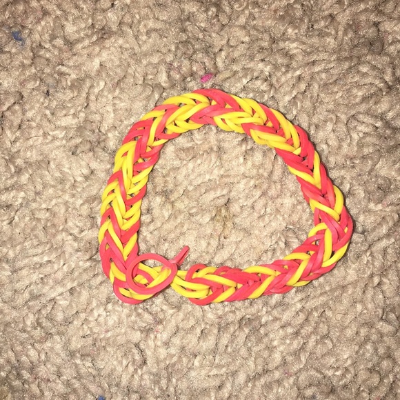 Loomed rubber band bracelet - Picture 3 of 3
